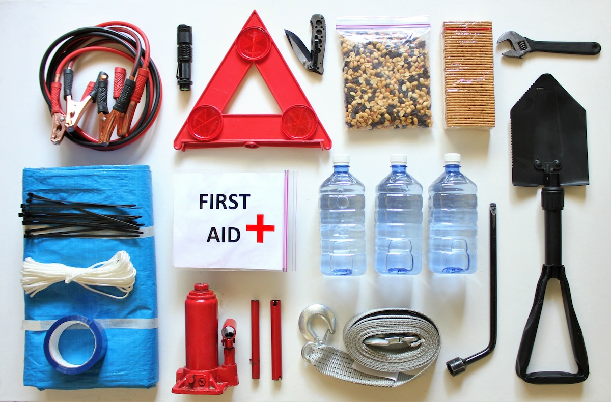 Emergency kit for car